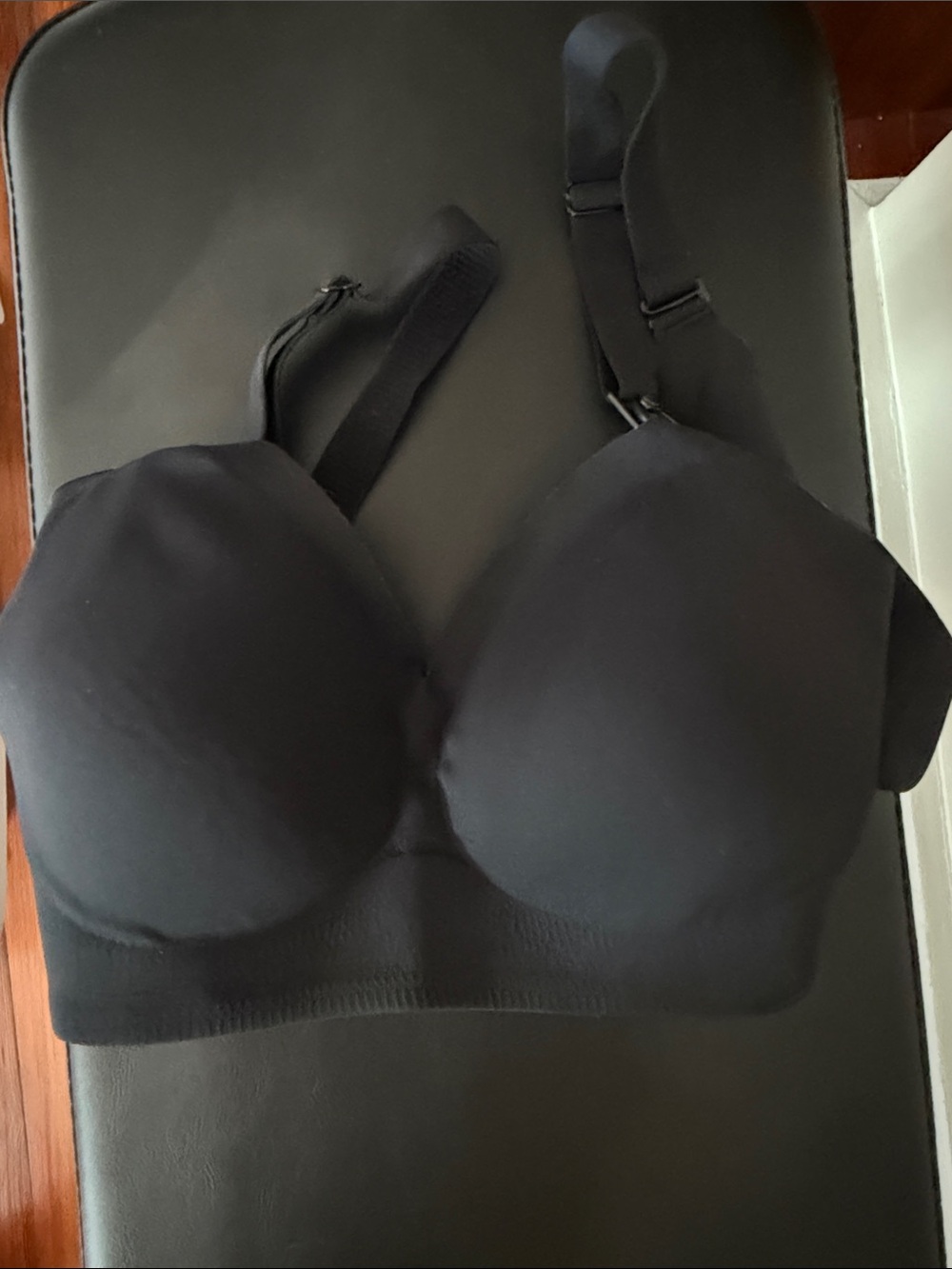 Momcozy Seamless Nursing Bra - Black